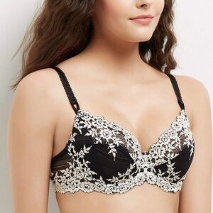 Wacoal Embrace Lace Underwire Unlined bra 32D